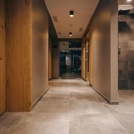 Mountainview Apartahotel 4*