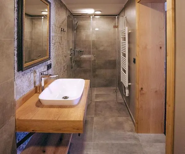 Mountainview Aparthotel 4*